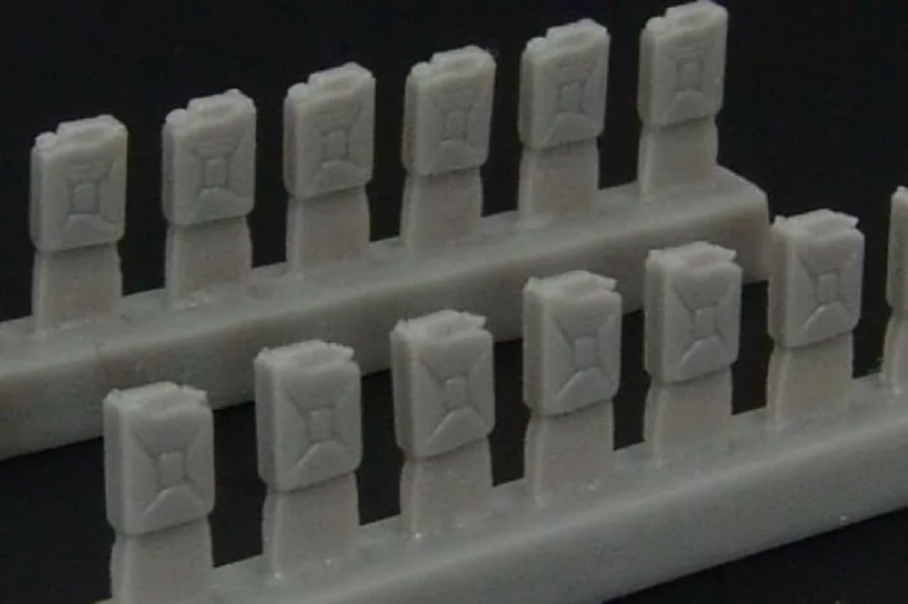 Brengun BRL144010 1/144 German Fuel cans Casted Fuel cans