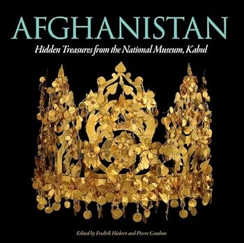 Paperback Afghanistan: Hidden Treasures from the National Museum, Kabul Book