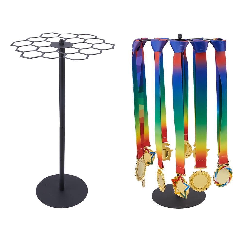 DICOSMETIC Espositore per medaglie Honor Display 360° Spinning Medaglie Esagonale da Tavolo Espositore per Medaglie 25,5 x 26 x 52,55 cm Organizzatore per Medaglie da Corsa in Acciaio Contiene oltre