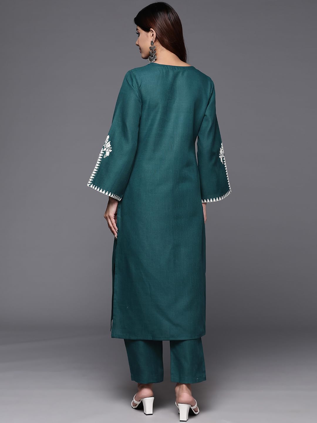 Varanga Women's Chanderi Solid Regular Kurta Set