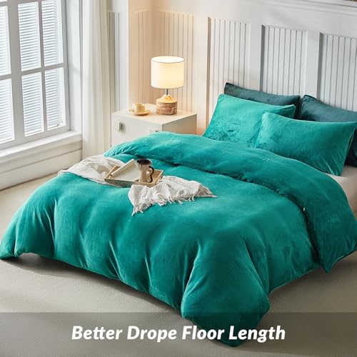 Image of WARMDERN Teal Blue Velvet Duvet Cover Set Oversized King Size, Luxury Milk Velvet Bedding Duvet Cover with Zipper Closure, 3pcs Ultra Soft Duvet Covers for All Seasons, 120 inch x 98 inch, Teal Blue