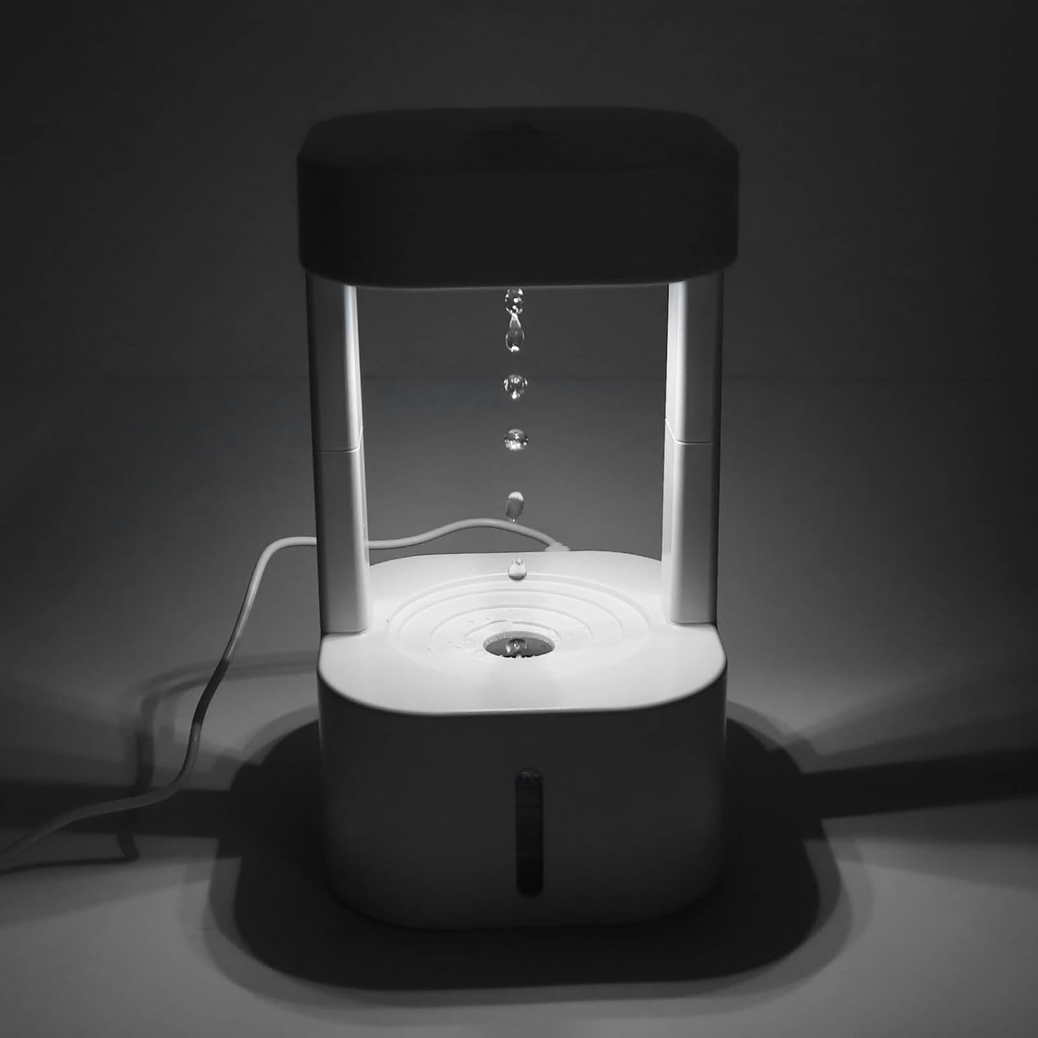 per Uso Domestico Spina USB Anti gravità 580ml 10-12h Umidificatori a Nebbia Cartuccia for aromaterapia incorporata for Camera da Letto (Luce Bianca)(White Light)