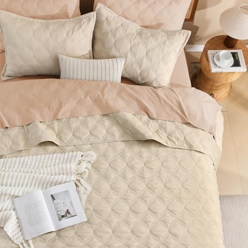 Image of Litanika Queen Quilt Bedding Set, Oatmeal Summer Lightweight Soft Comforter Bedspreads & Coverlets, Boho Farmhouse Bedding Cover Bed Decor All Season, 3 Pieces (1 Quilt, 2 Pillowcases)