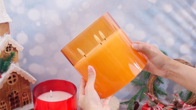 Image of Retisee 6'' x 6'' Extra Large Flameless Candles, 3 Wick Glass Large Fall Candles with Remote Control and Timer Function, Real Wax LED Pillar Flickering for Autumn Party Decor(Classic,Red,1 Pcs)