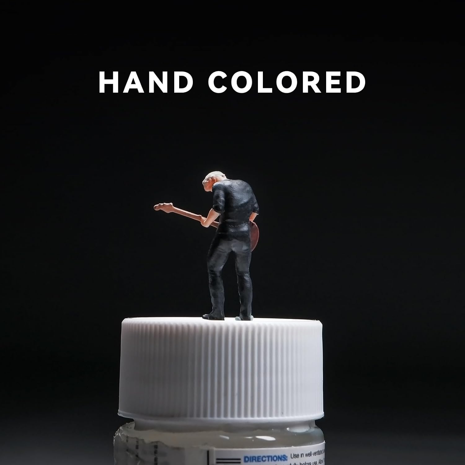 kivcmds Painted Figure 1:64 Scale Mini Model Trains Architectural Plastic People Figures Standing Bassist Figure Model,Suitable for Miniature Scenes(64beisishou)