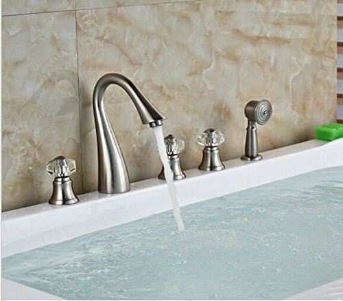 Mitigeur baignoire à commande précise pour un bain relaxant sans variation de température
