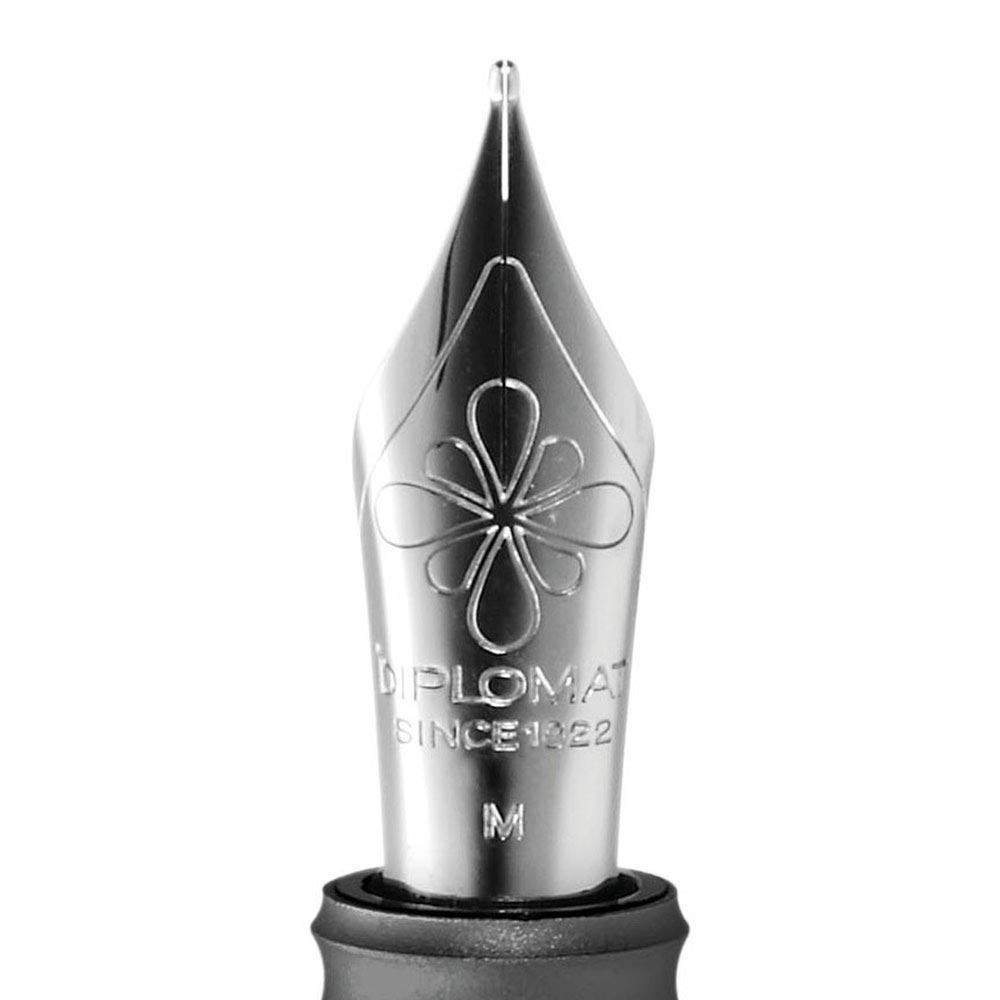 DIPLOMAT - Penna stilografica Aero Grigio - Punta media - Elegante ed elegante - Durevole - Garanzia di 5 anni - Grigio