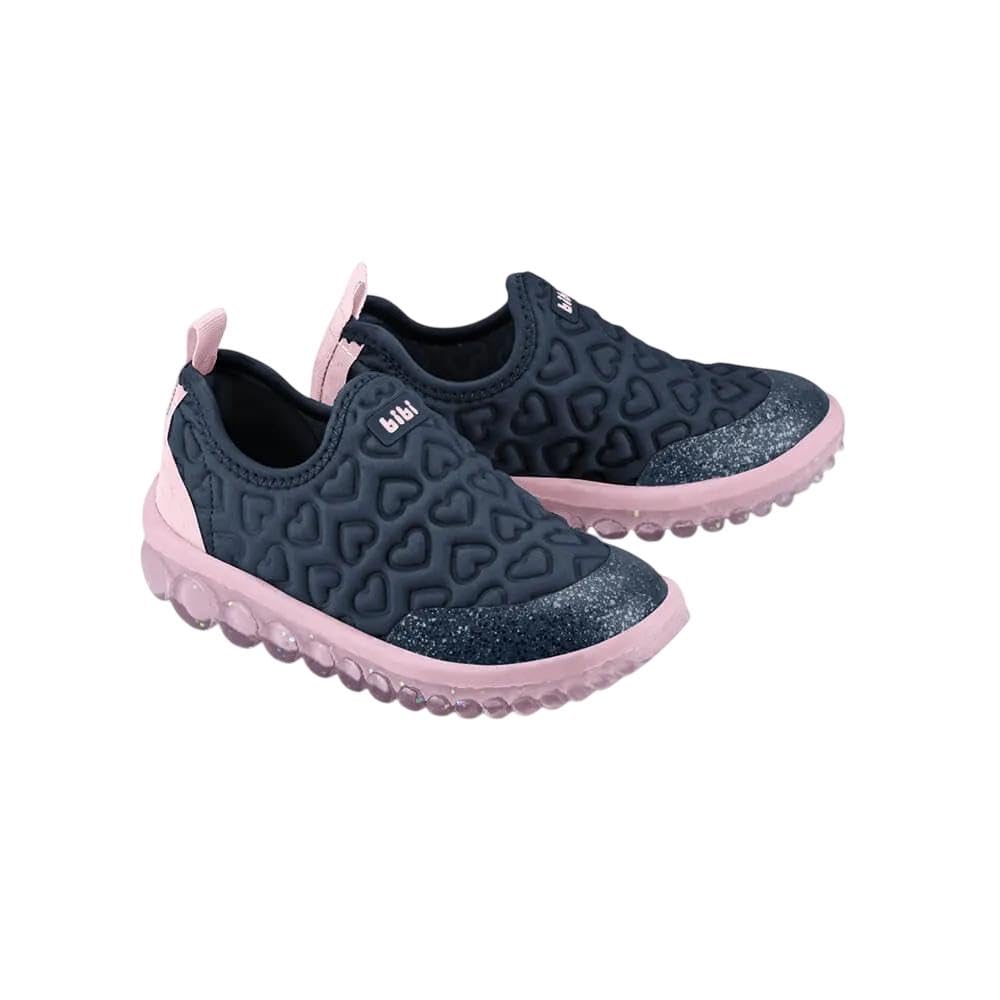 Tenis Infantil Slip On Menina Bibi Roller 2.0 Coração1155236 em promoção! Veja a oferta e mais achadinhos de Tênis Infantis 3 Hoje é o melhor dia para comprar Tenis Infantil Slip On Menina Bibi Roller 2.0 Coração1155236 com aquele preço maroto! Promoção! Aproveite a oferta! 3