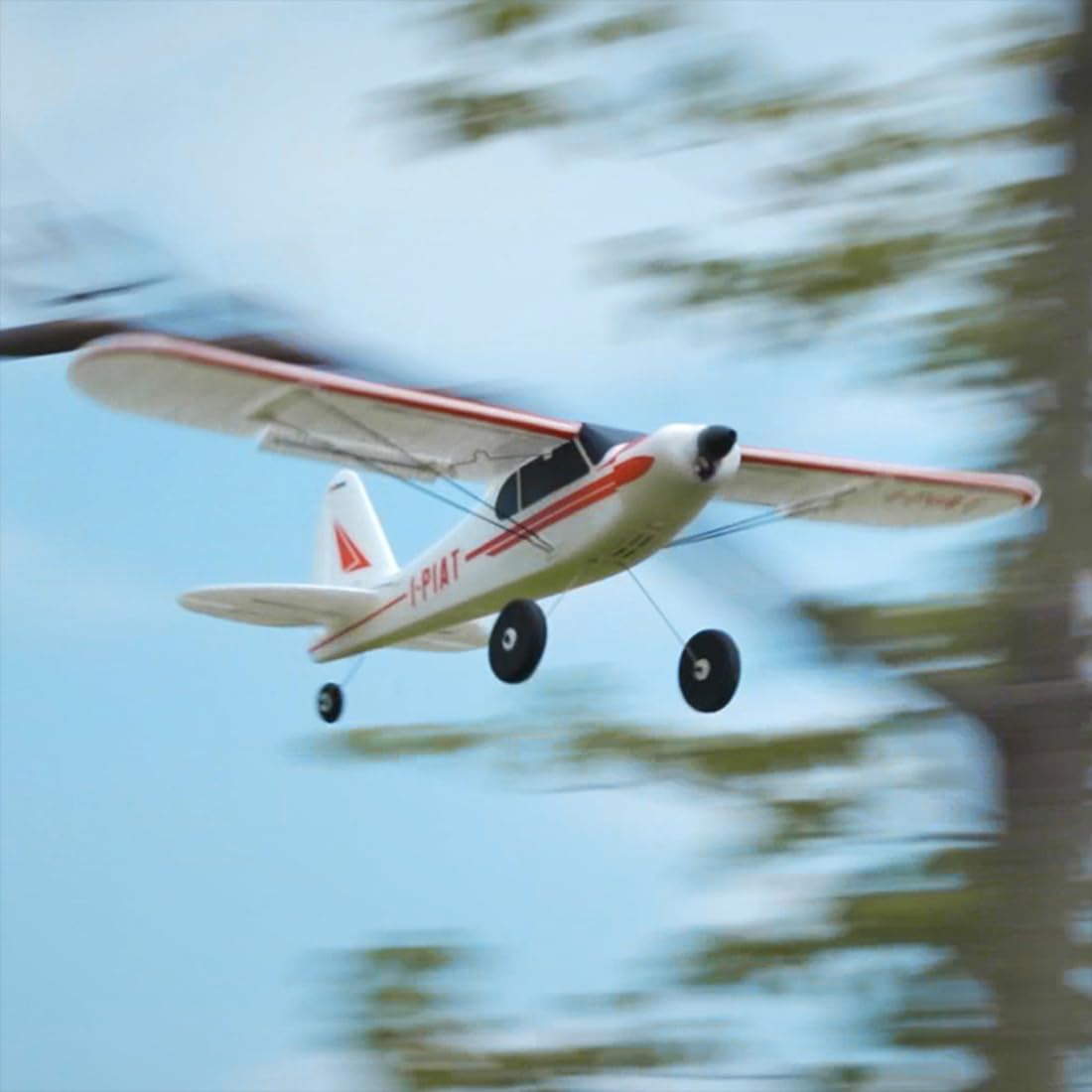 Modelo de avión RC 2,4 GHz, 6 canales, 500 mm de envergadura, entrenador de una sola hoja, EPP de ala rígida, avión realista con tres modos de vuelo, retorno de una llave (RTF), adecuado para