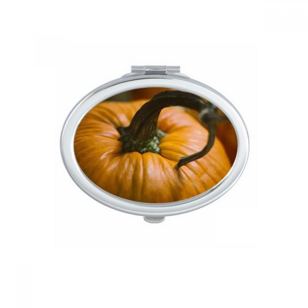 Miroir de maquillage portable idéal pour vos retouches en voyage