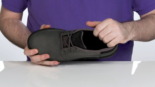 Amazon.com | UGG Men display picture 3