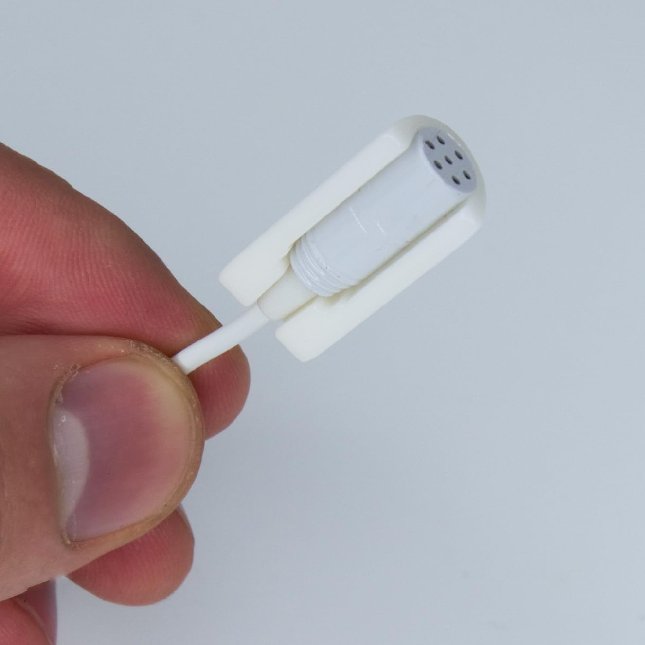 MiniMount for Sennheiser ME2 / Tascam TM-10L. Slim, Low-Profile and Made from Hardened Plastic. Hand-Finished for Smoothness. Includes 5x Hypoallergenic MiniMount Stickies (White)