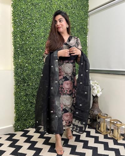 Image of GoSriKi Women's Cotton Blend Straight Printed Kurta with Pant & Dupatta