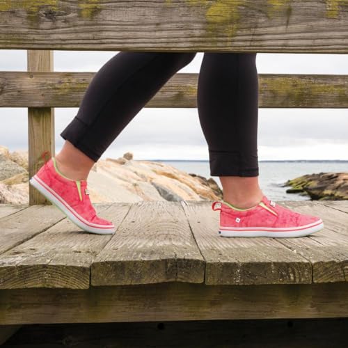 Image of Xtratuf Women's Sustainable Sharkbyte Deck Shoe