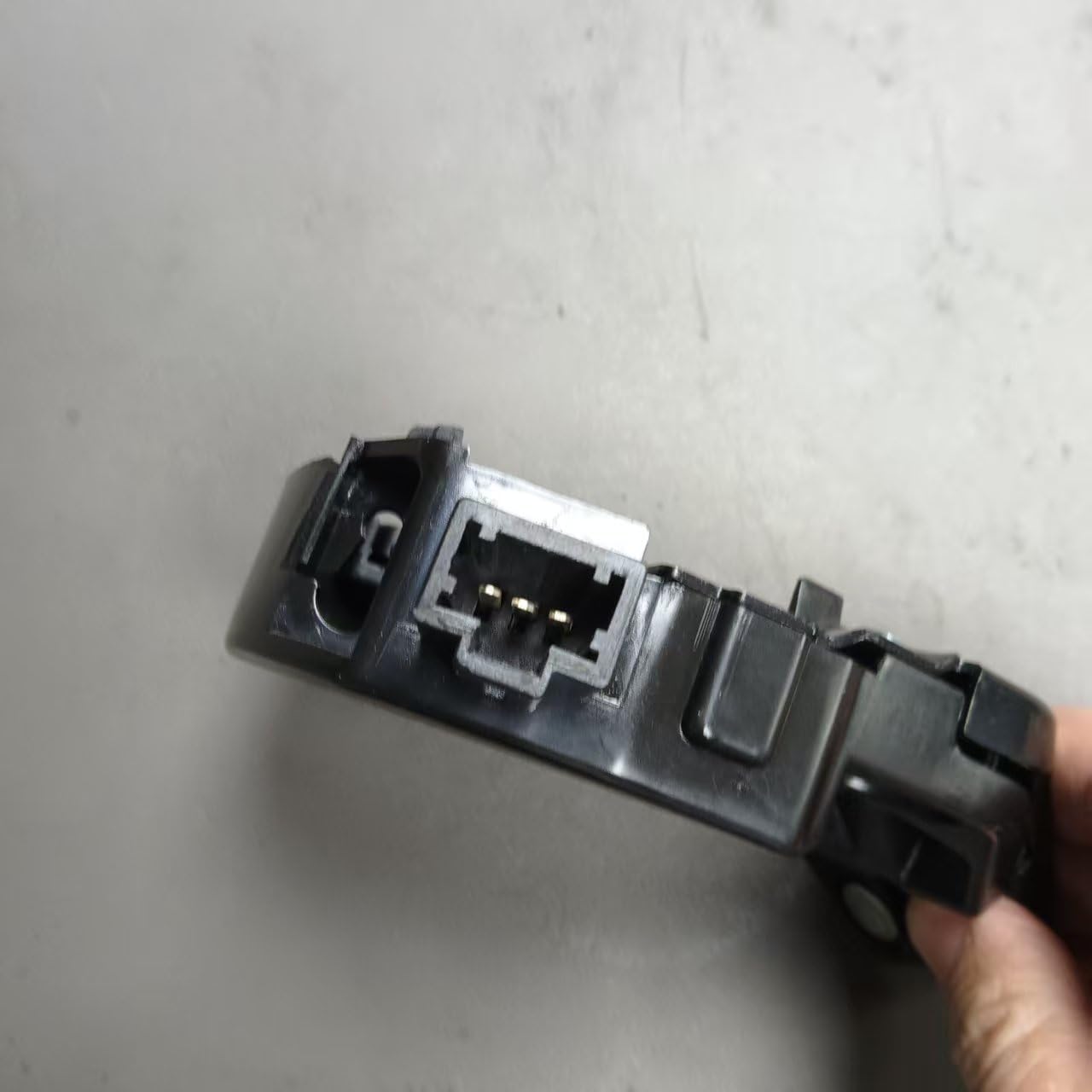 BACK COVER LOCK MACHINE 74851-T2A-003 74851T2A003, Compatible with CR1 CR2 CR4 CU7 CR6 CU6 CU5 GJ7 GJ6 GM6