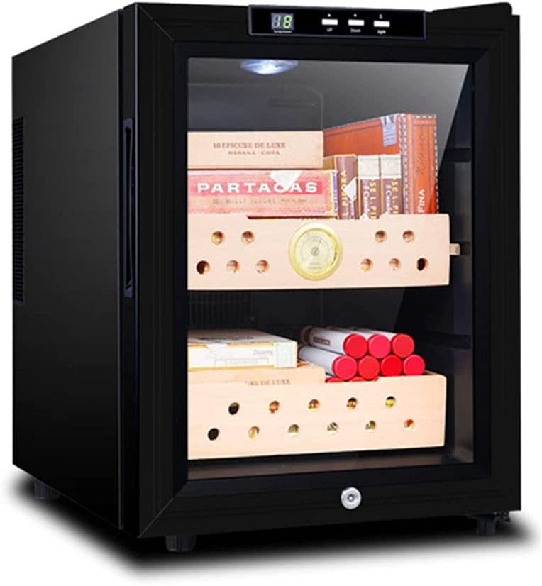 Armoire a cigares a temperature constante pour 130 pièces évitant le dessèchement