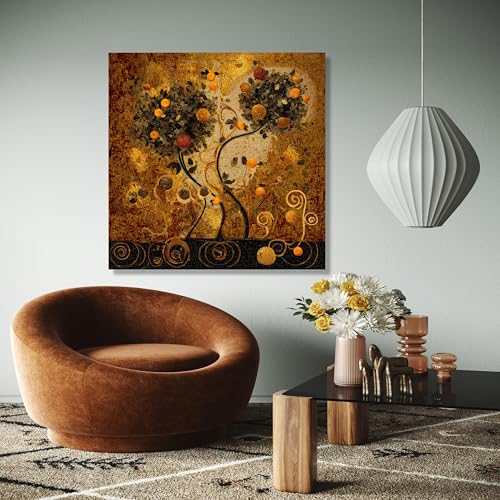 Décoration intérieure aux tons dorés pour illuminer un salon avec art vintage