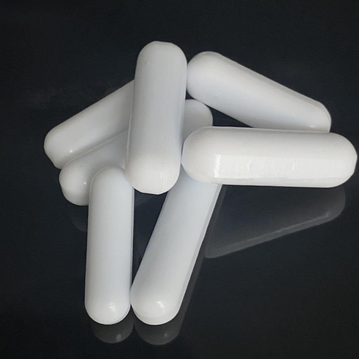 ULTECHNOVO 40pièces Barre De Stir Magnétique Ptfe Pour Laboratoire Agitation De Liquides Cylindrique Et Résistante à Haute Température Idéale Pour Universités Et Recherche Scientifique