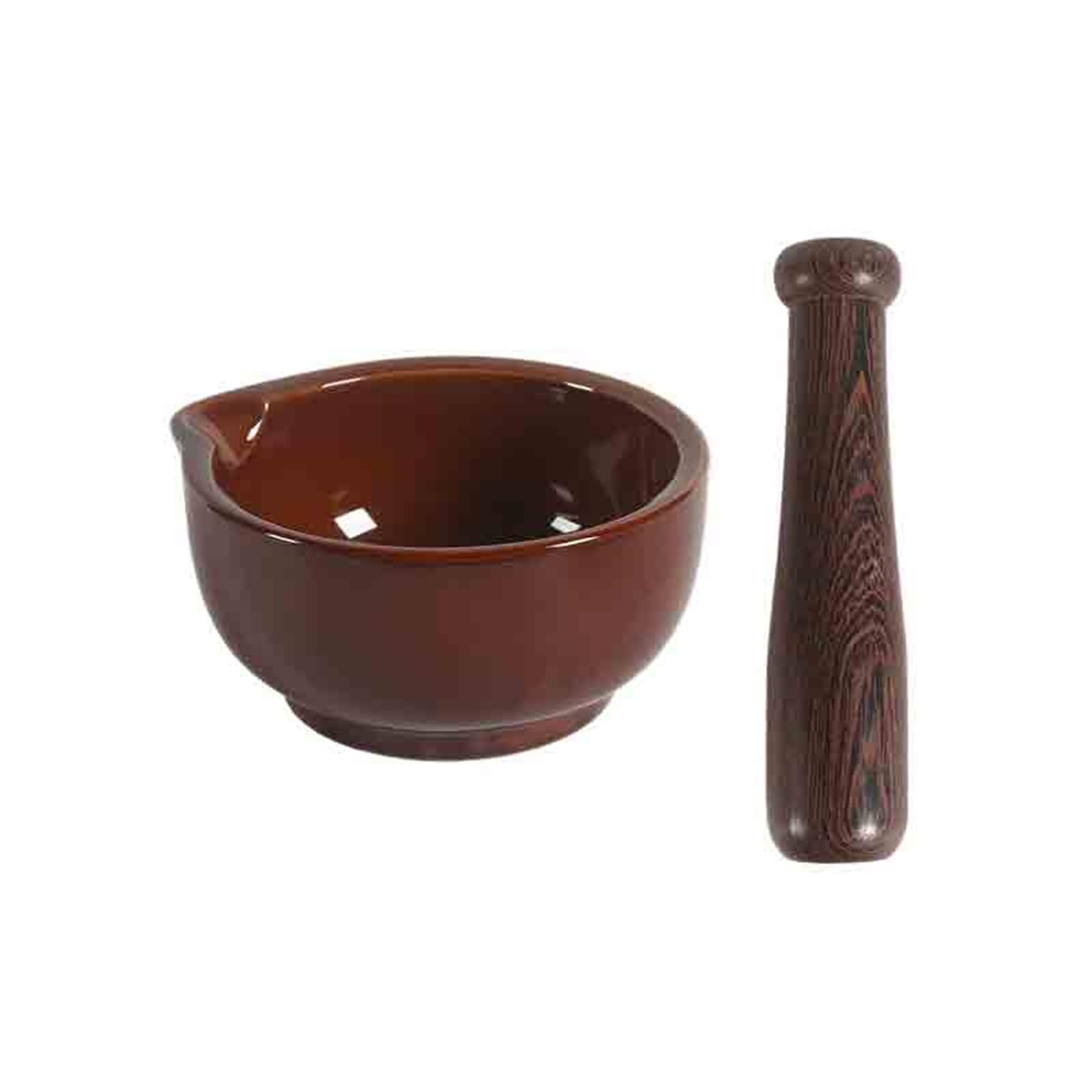 Ensemble pilon et mortier for broyer et écraser les graines et les noix d'herbes