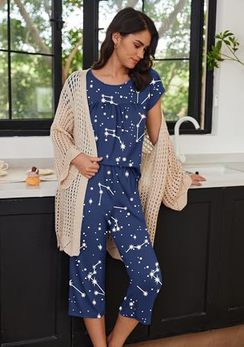 Image of Ekouaer Womens Pajama Set Short Sleeve Sleepwear Pleated Floral Pjs Set Capri Pants Lounge Sets with Pockets S-XXL