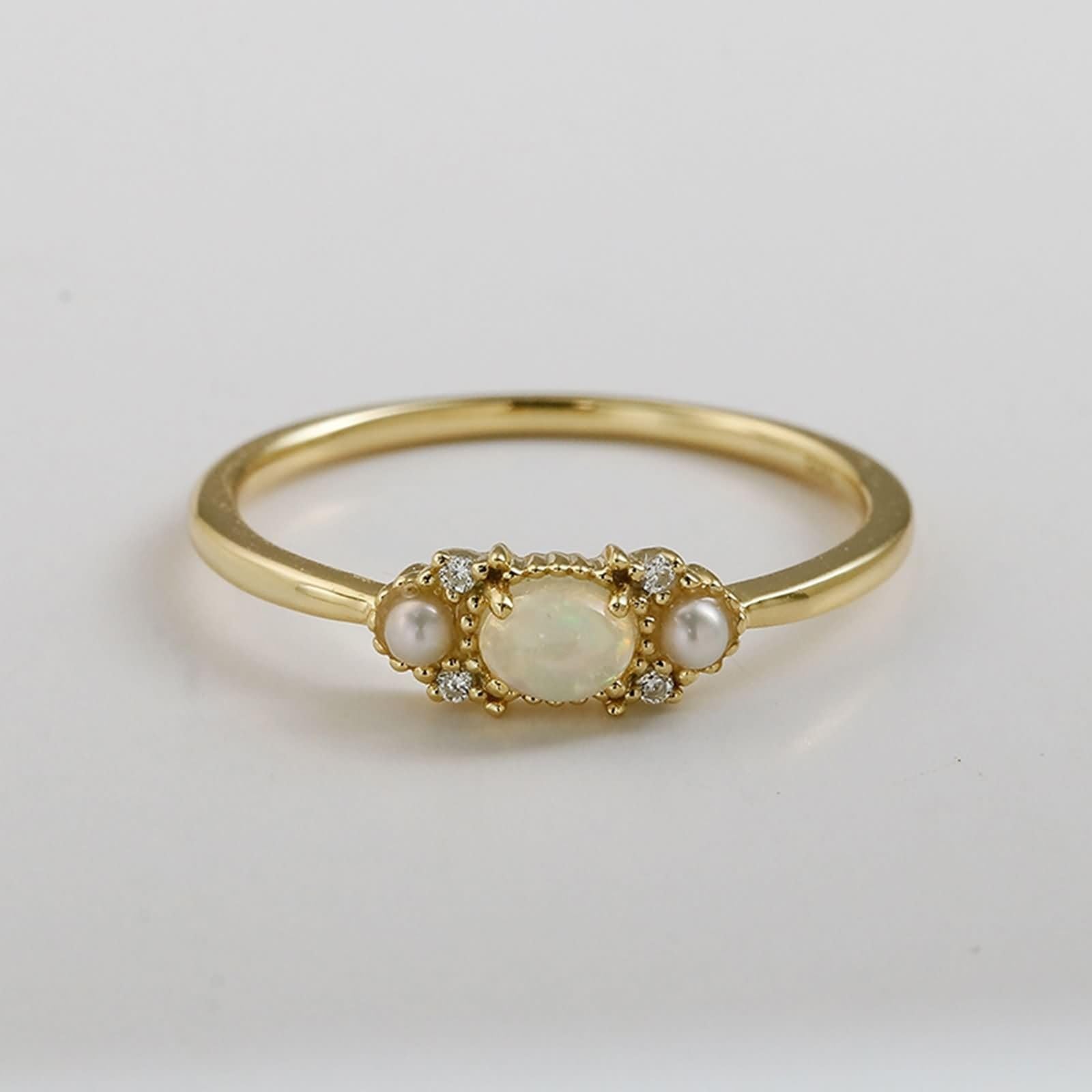 Anelli per partner in oro giallo 9 K/14 K/18 K con opale ovale colorato, classico a 4 griffe