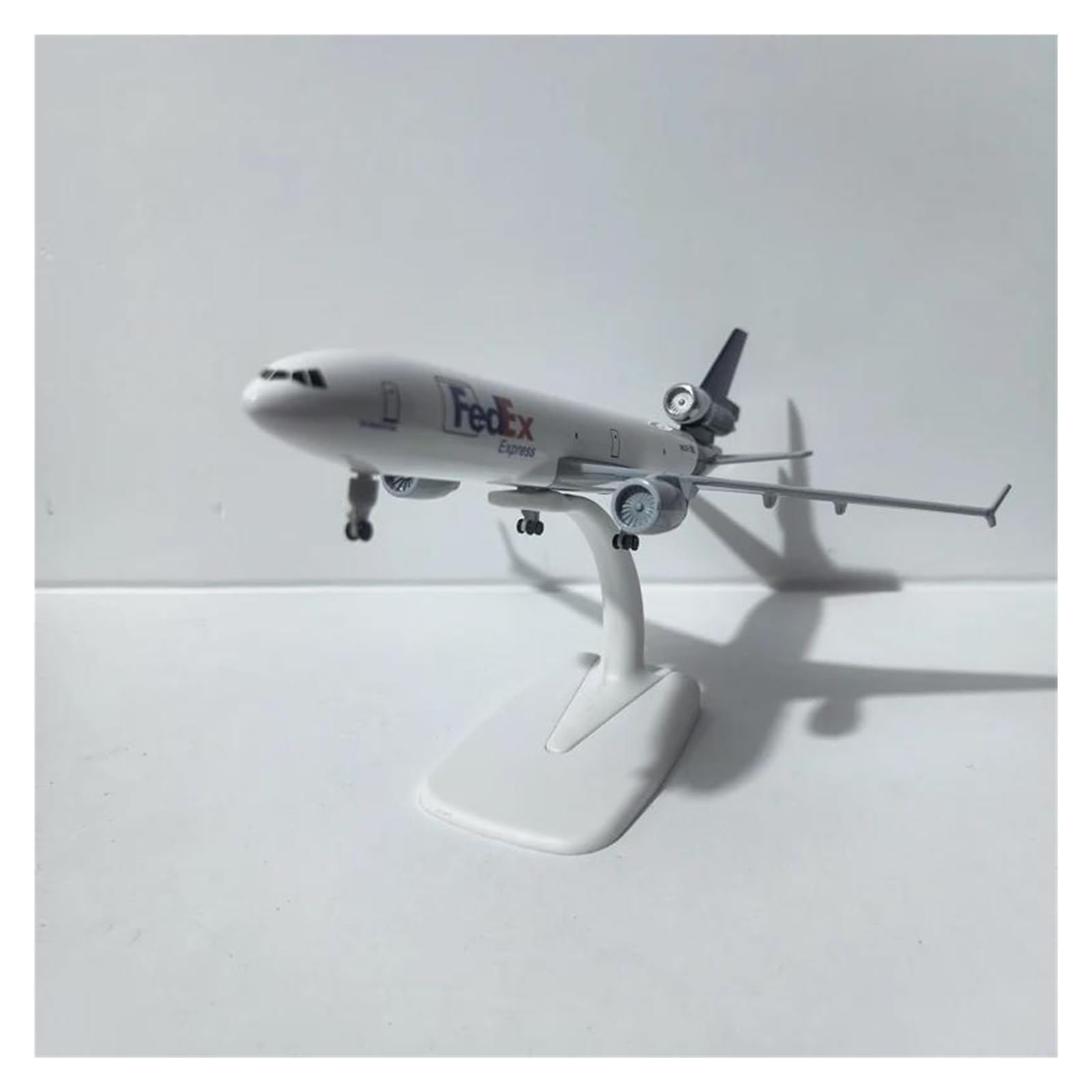 Amazon.co.jp: おもちゃ飛行機 20CM フェデックスエクスプレス