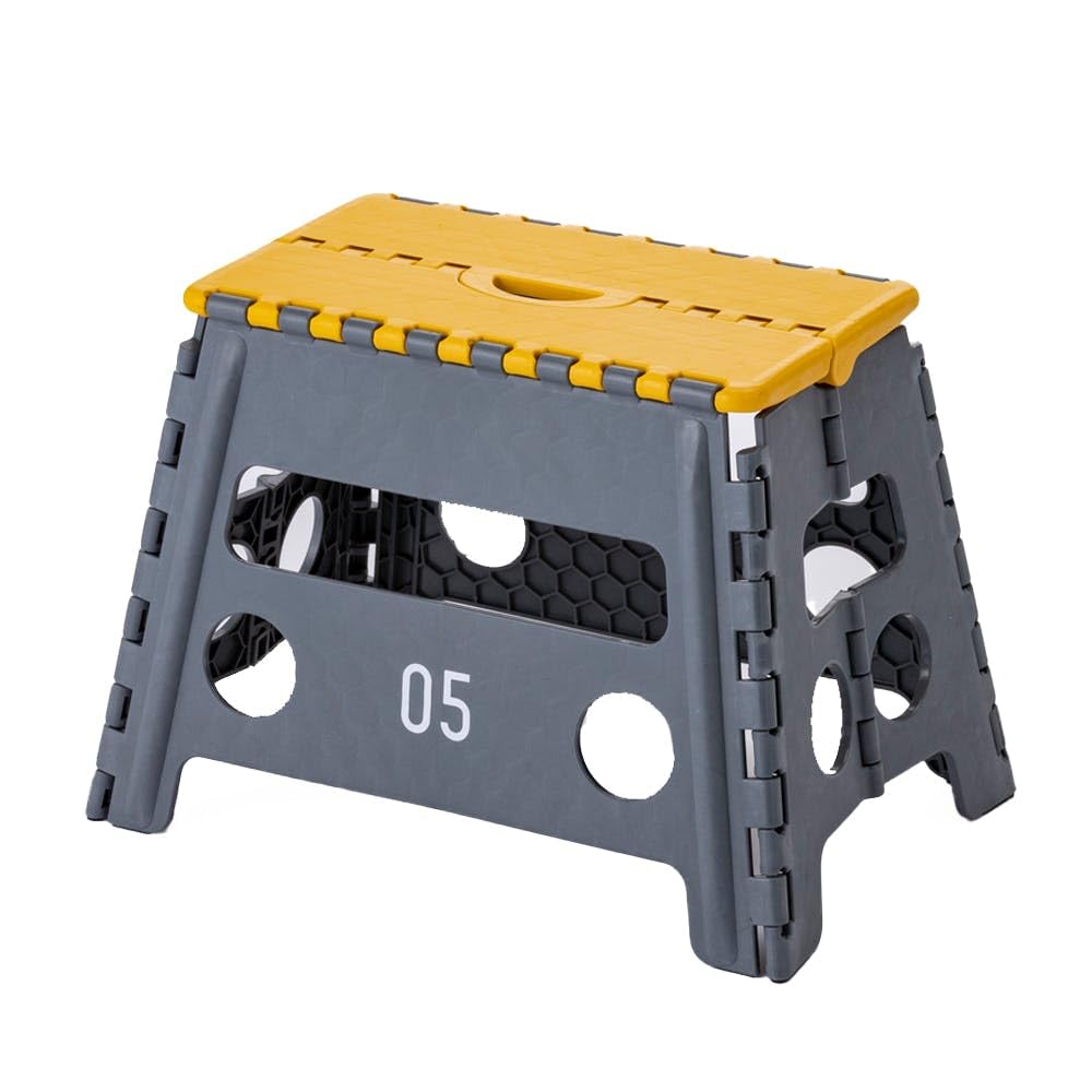 Amazon｜カインズ(CAINZ) 持ち運びしやすい折りたたみ踏み台