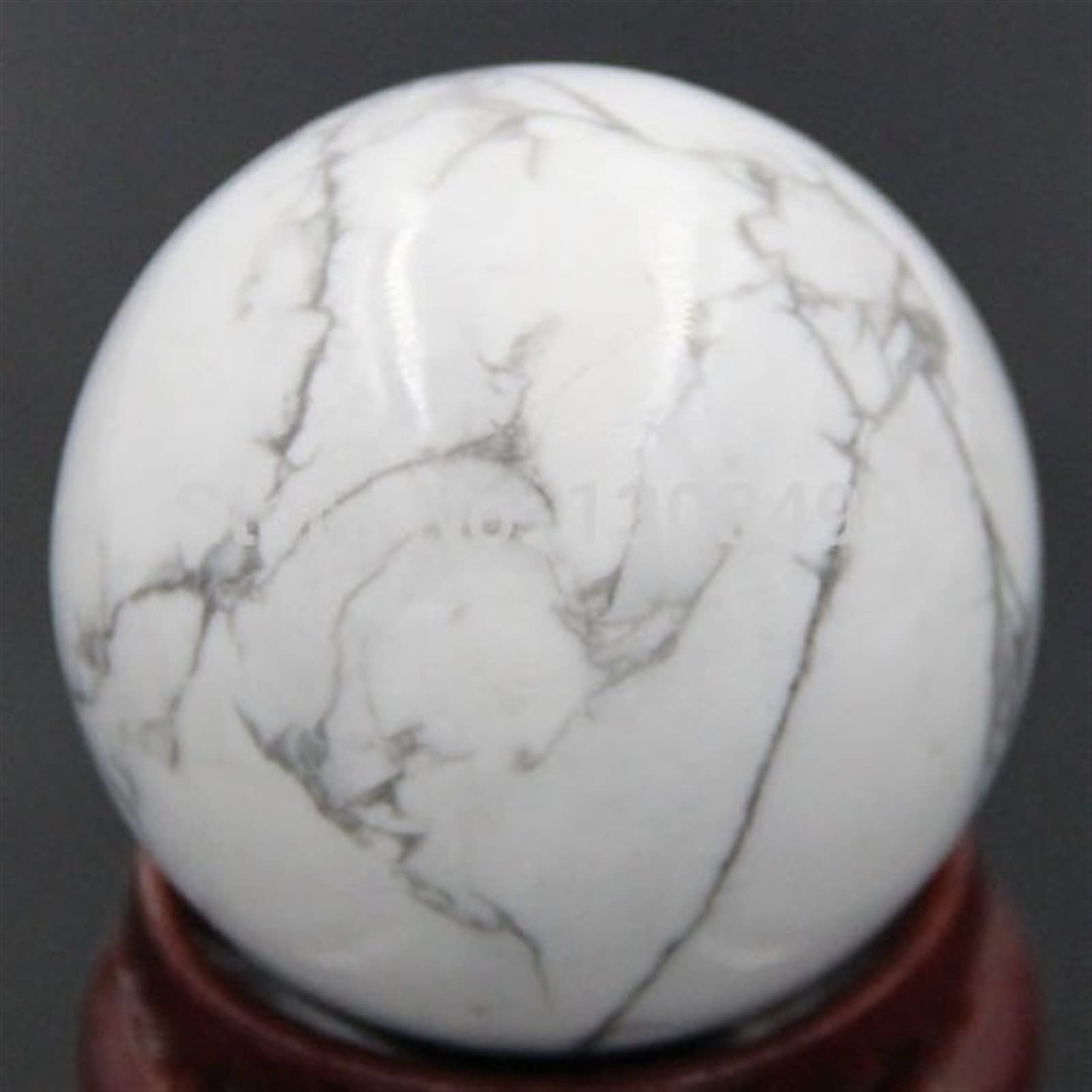 Boule de cristal en pierre naturelle pour rituel de magie occidentale