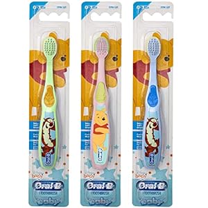 Oral-B Baby Manual Toothbrush, Pooh Characters, 0-3 Years Old, Extra Soft (Characters Vary) – Pack of 3