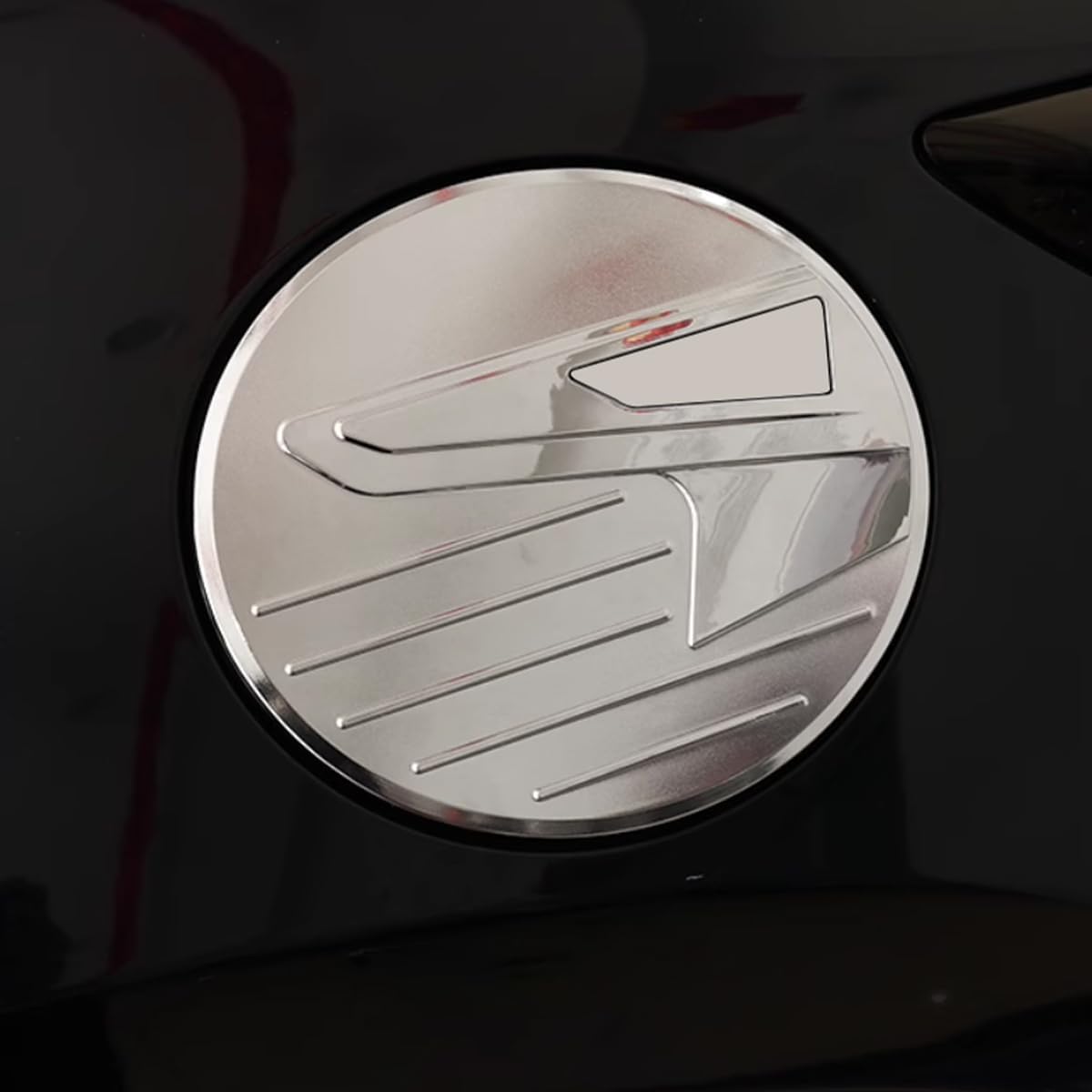 Auto Parts Fit For Mazda CX-30 CX30 2020 2021 2022 2023 2024 2025 2026 Exterior Gas Fuel Tank Cover Trim (Chrome Silver) ABS 1PCS