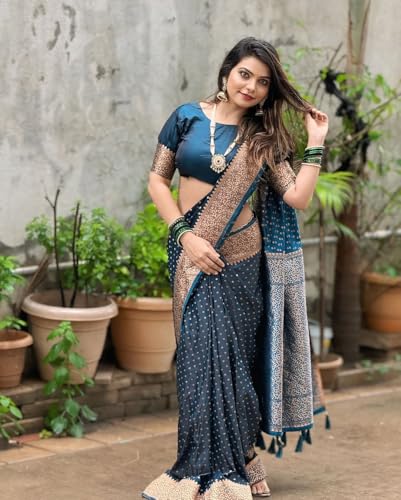 Image of Women's Kanjivaram Soft Silk Banarasi Saree With Blouse Piece | Banarasi Sari For Women | Saree with Blosepiece