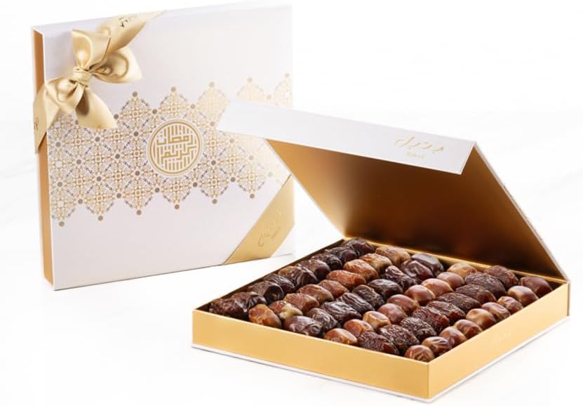 Sadaf Ramadan Gift Box With Premium Plain Dates - Large Size. Luxury Date Gift