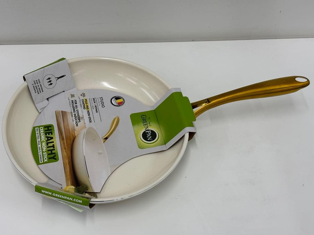 グリーンパン　ストゥディオ クリームホワイト フライパン 26cm Amazon.co.jp: グリーンパン ストゥディオ クリームホワイト