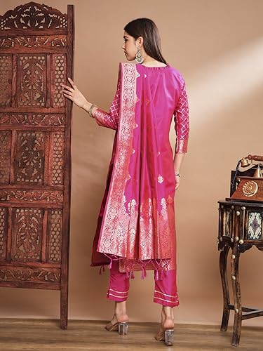 Image of VredeVogel Women's Cotton Silk Jacquard, Banarasi Silk Kurta Pant With Dupatta Set