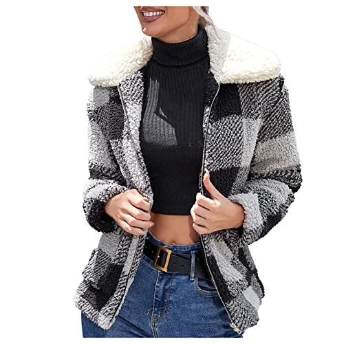 Manteau à carreaux style peluche pour femme look casual chic et sorties urbaines