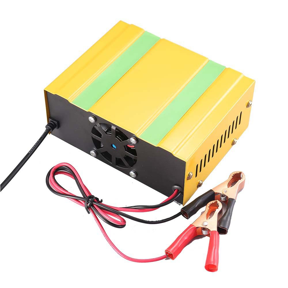 Shkalacar Caricabatterie per auto, 12V / 24V Dispositivo di carica per la riparazione di impulsi intelligenti Manutentore di mantenimento della batteria per autoveicoli