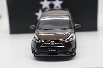 トヨタ　シエンタ　ミニカー Amazon.co.jp: 1/30 トヨタ 新型 シエンタ Sienta 後期 2018