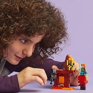 Amazon.co.jp - レゴ® マインクラフト ネザーの溶岩バトル 21266