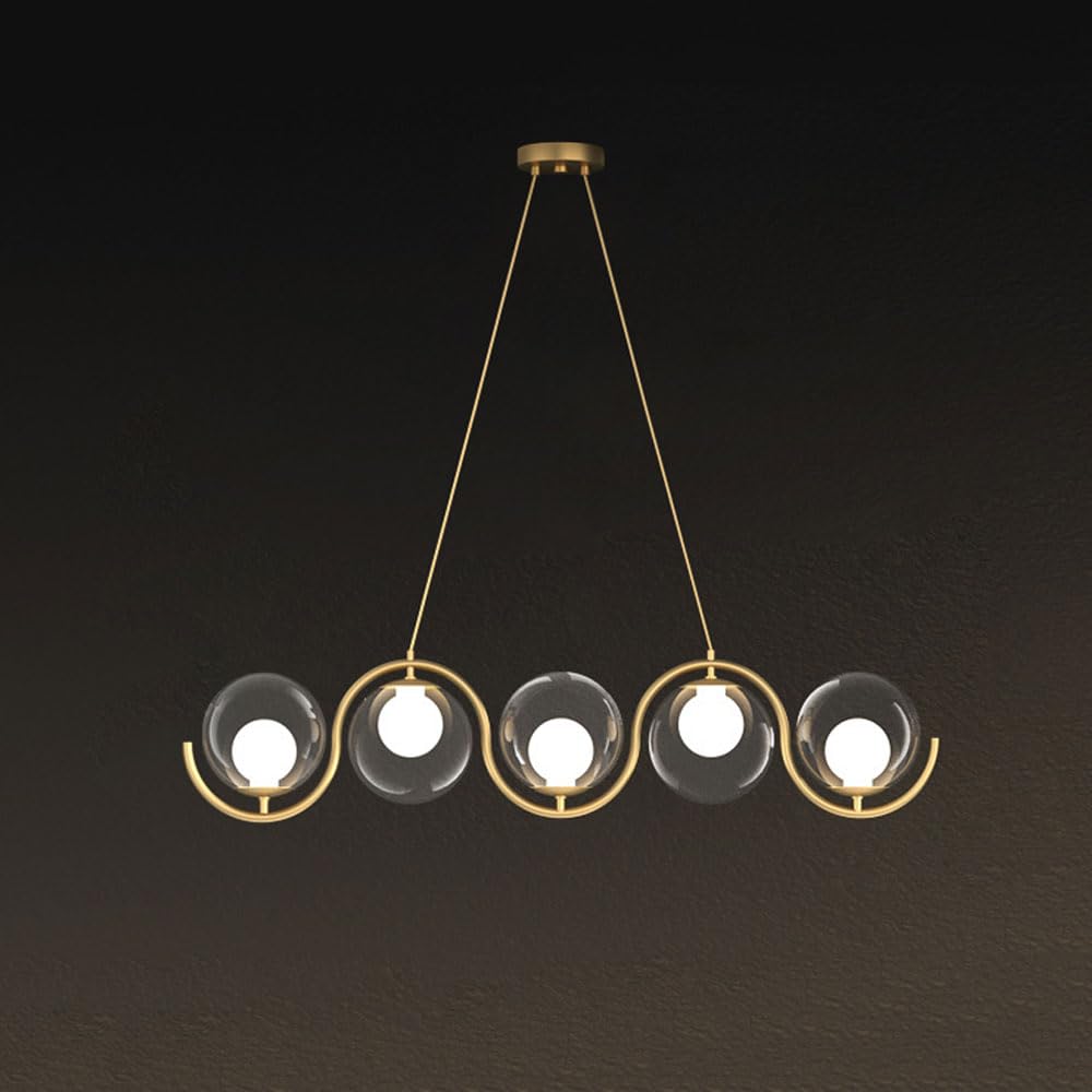 Lustre en verre suspension LED pour illuminer votre table de restaurant