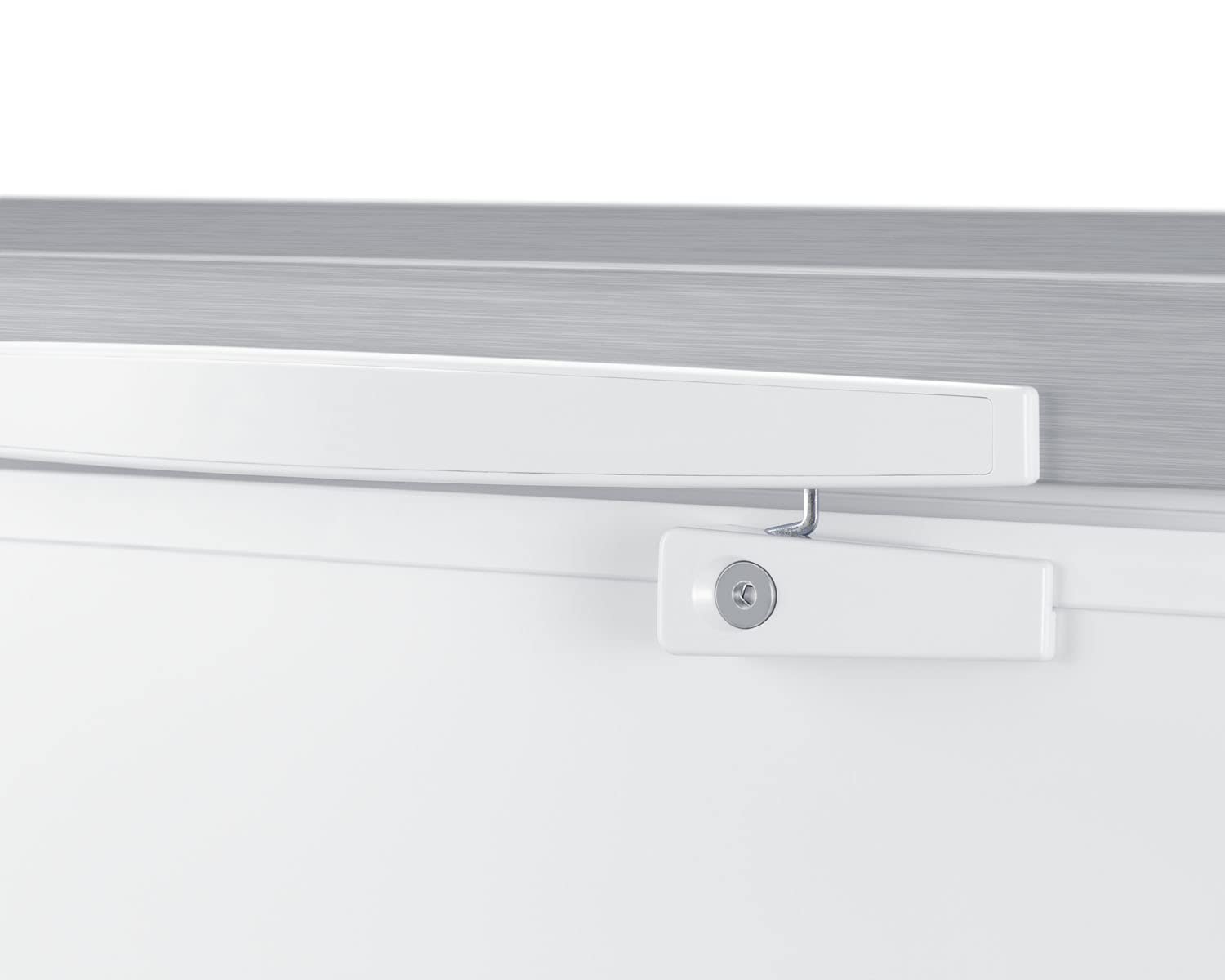 Summit Appliance Scfm103 Commercially Listed 10 Cu.Ft. Chest Freezer In White With Stainless Steel Corner Guards, Manual Defrost, Storage Baskets, Adjustable Thermostat, Removable Divider And Lock on Fridge.com - View 5