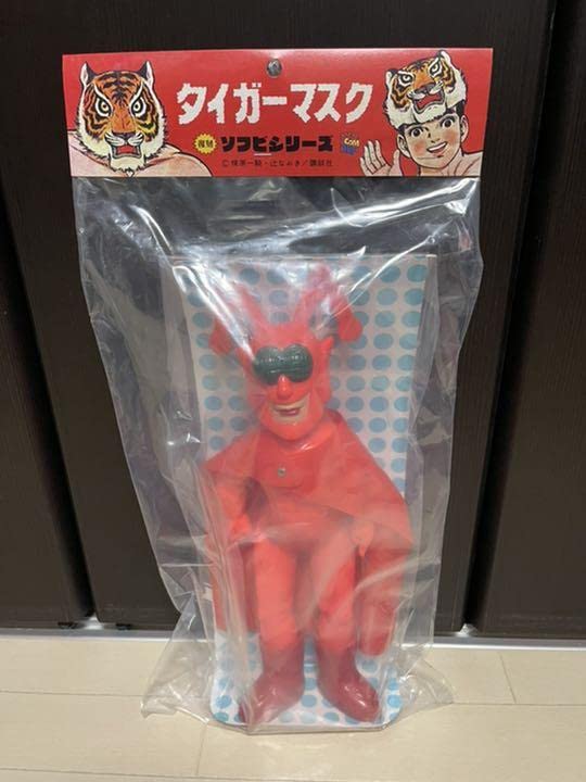 メディコムトイタイガーマスクジャイアントレッドデスマスクソフビ中嶋