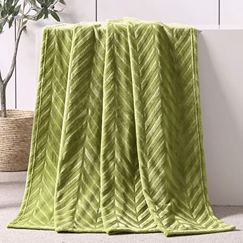 Yebeda Manta con estampado de chevron, 130 x 150 cm, color verde oliva, cálida manta de forro polar, acogedora y agradable microfibra de franela, adecuada para cualquier época del año Cover