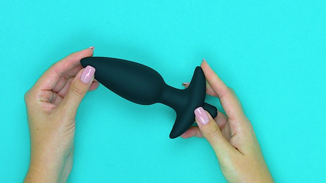 Lovehoney Butt Tingler Vibrating Butt Plug - 4.5 Inch Silicone Anal Plug -  Beginner Friendly with Flared Base - 7 Vibration Modes & 3 Speeds -  Waterproof - Black : Amazon.com.au: Health, Household & Personal Care