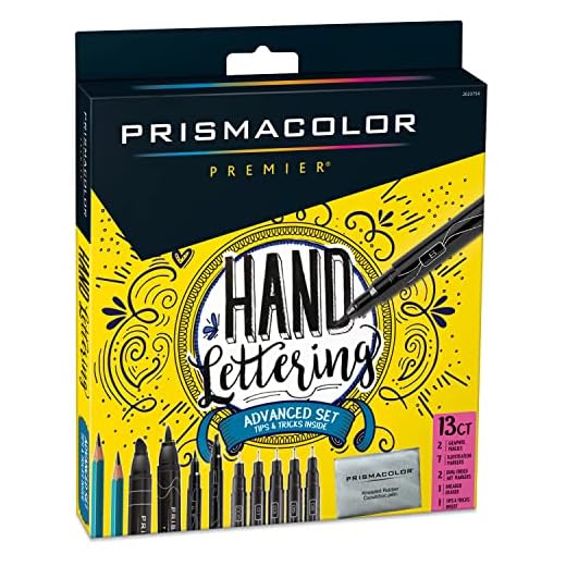PRISMACOLOR 2023754 Premier Advanced - Juego de letras a mano con marcadores de ilustración, marcadores de arte, lápices, borrador y folleto de puntas, 13 unidades