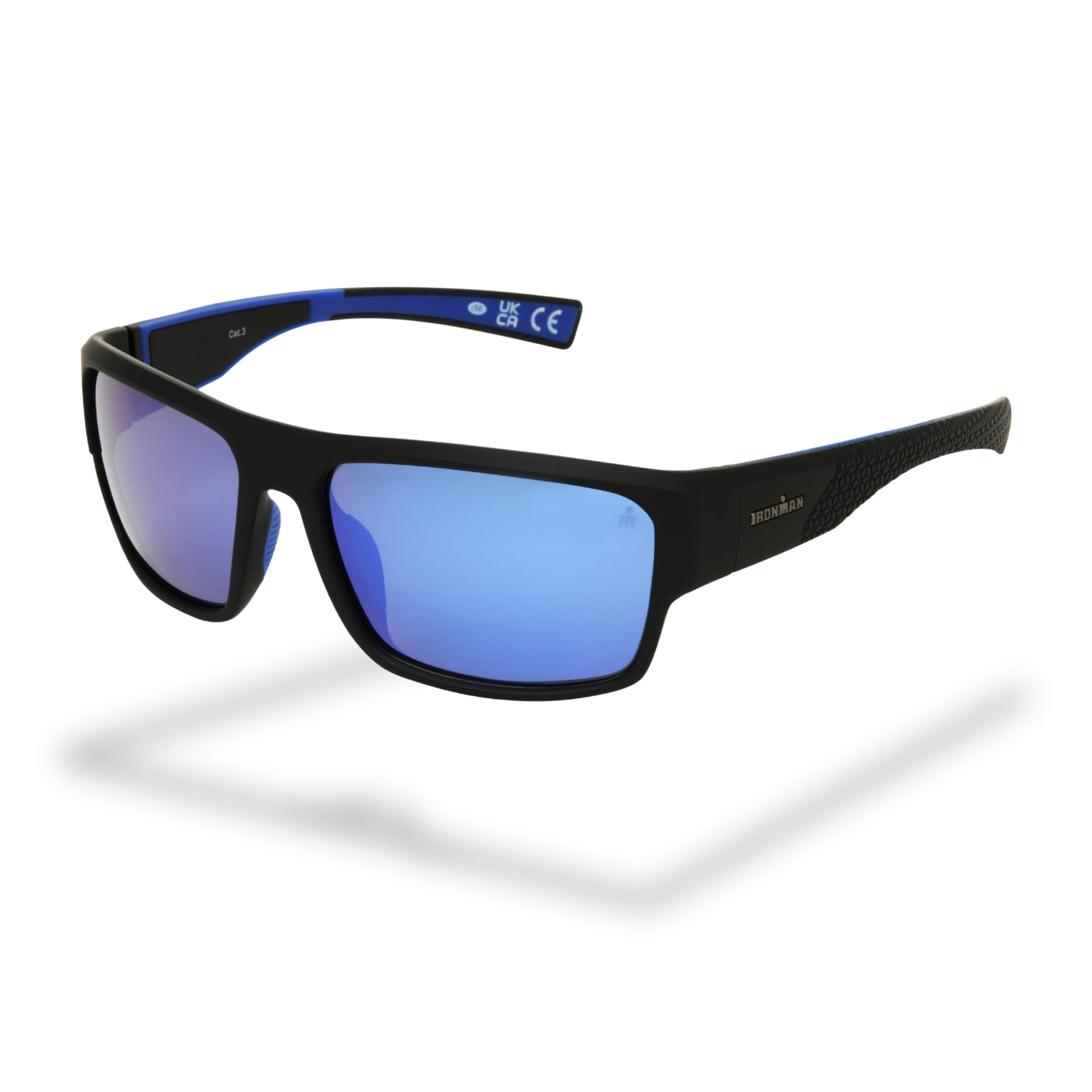 Foster Grant IRONMAN Vanguard Peak occhiali da sole unisex – montatura nera, lenti blu polarizzate specchiate, protezione UV400, resistenti ai graffi e agli urti, montatura sport leggera