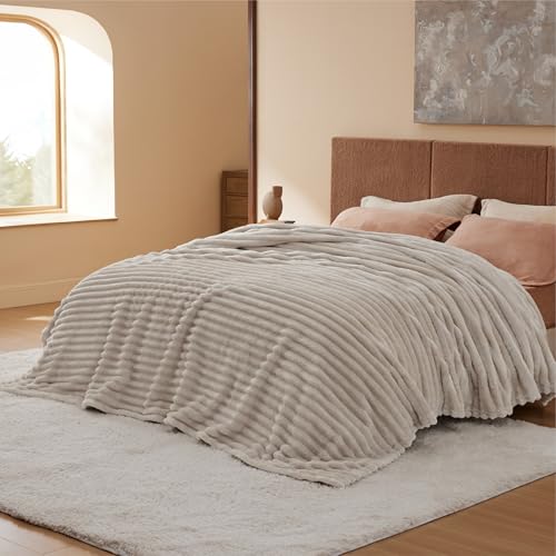BEDSURE kuscheldecke 220x240 - Tagesdecke, Wolldecke & Fleecedecke, Sofadecke, Weiche Warme Grobe Korddecke für Zimmer Deko, Wohn- & Kuscheldecken, XXL Große Decke, Beige, 220 x 240 cm