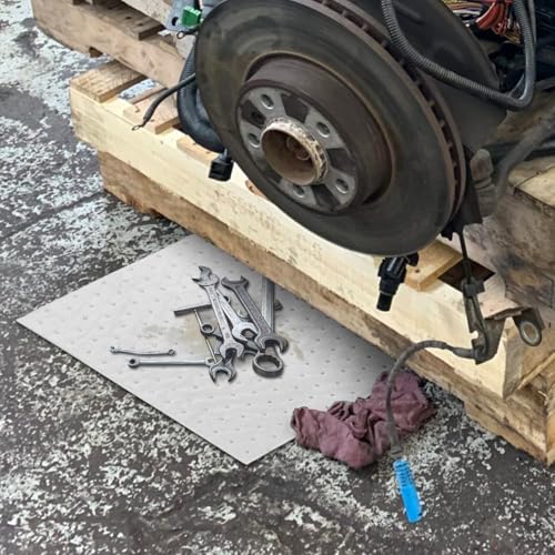 Image of Oil Absorbent Pads Sheets 10 x 13 inch, Waterproof Anti-Slip Speedy Dry Absorbent Mat, Oil Change Pads for Under Car & Motorcycle, Liquid Spill Mat for Garage Floor Workbench & Driveway (30 PCS)