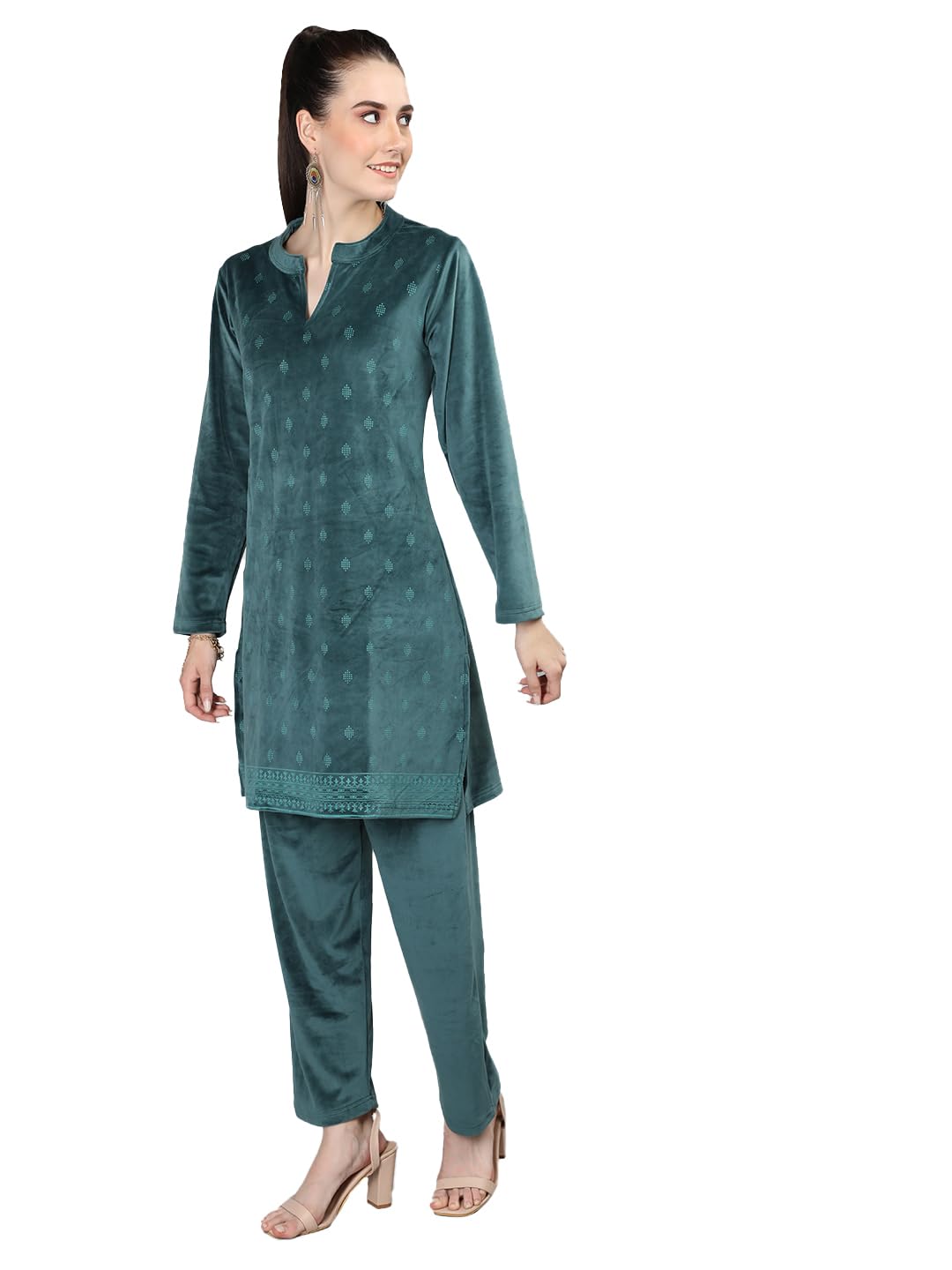 Duchess Women's Supersoft Velvet Printed Nightsuit for Winter wear - Image 4 thumbnail
