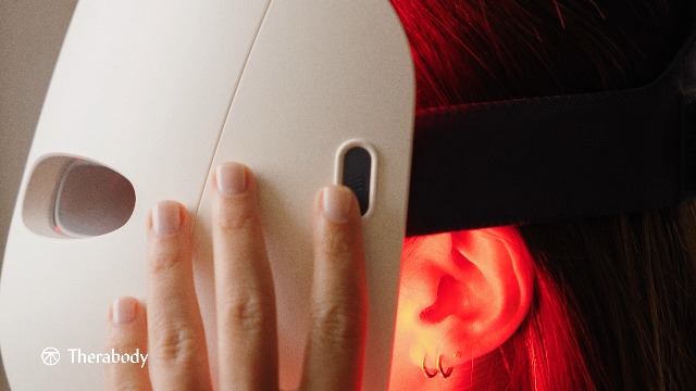 Amazon.com: TheraFace Mask by Therabody - LED Light Therapy