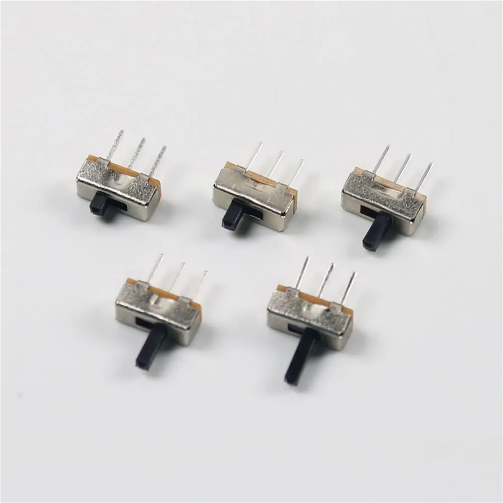 Przełącznik suwakowy SS-12D00 wł./wył., 3-pinowy, 1P2T, pozycja 2, długość uchwytu: 3 mm, 4 mm, 5 mm i 6 mm, 10-100 szt. (wysokość uchwytu 6 mm, 100 sztuk)